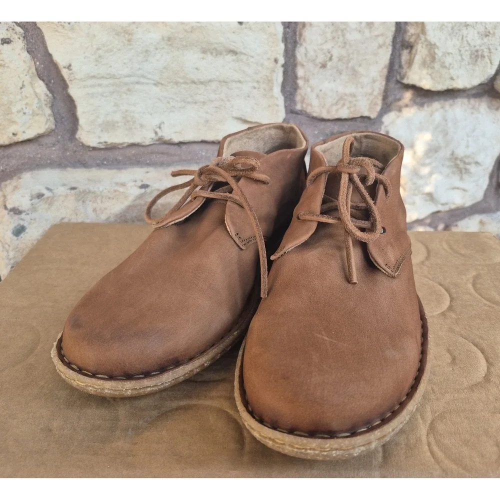 Born handcrafted leather